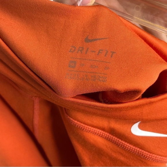 Nike Dri-Fit Size XS 7" Biker Compression Shorts Burnt Orange - Picture 3 of 5